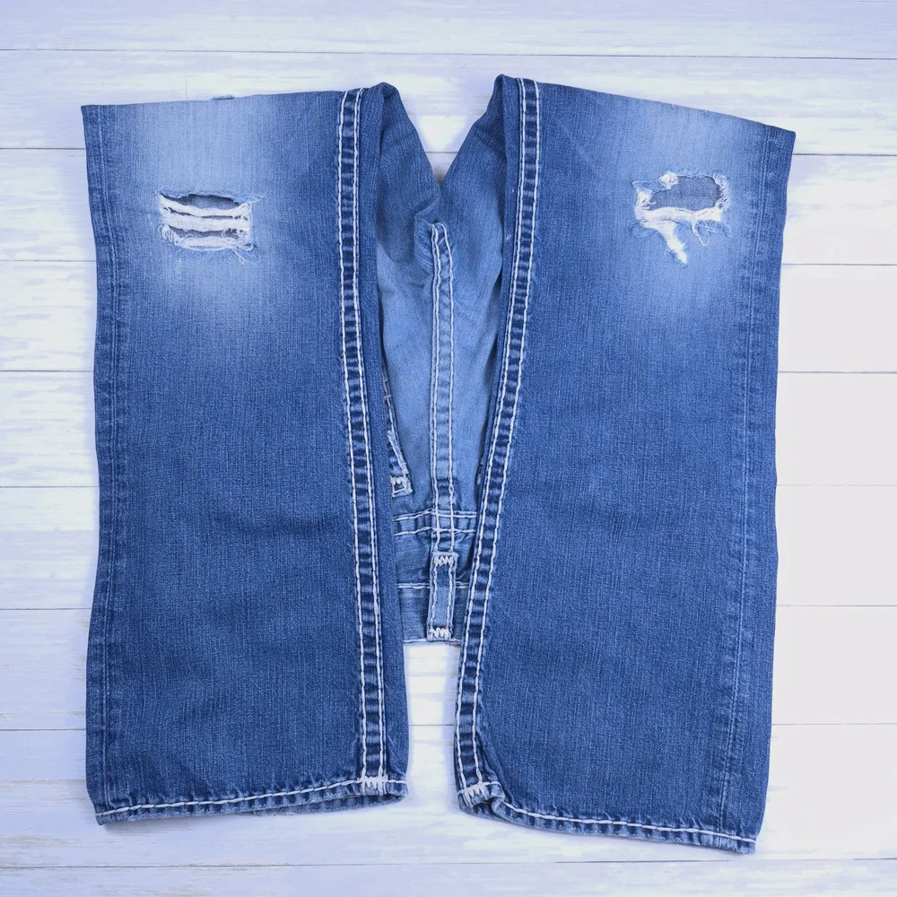 True Religion Men's Blue Jeans - Picture 6 of 7